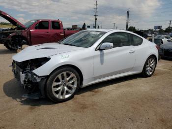  Salvage Hyundai Genesis