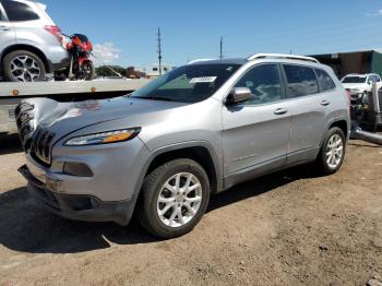  Salvage Jeep Grand Cherokee