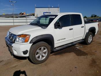  Salvage Nissan Titan