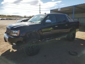  Salvage Chevrolet Avalanche