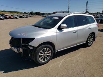  Salvage Nissan Pathfinder