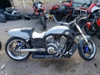  Salvage Harley-Davidson Vrs