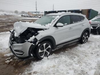  Salvage Hyundai TUCSON