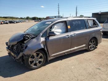  Salvage Toyota Sienna