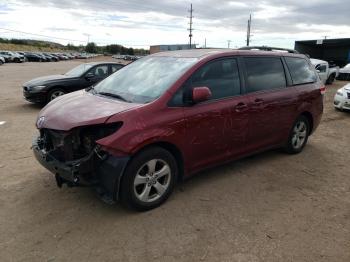  Salvage Toyota Sienna