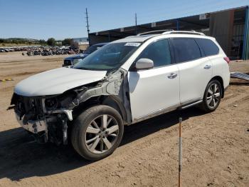  Salvage Nissan Pathfinder