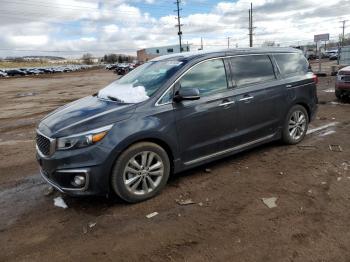  Salvage Kia Sedona