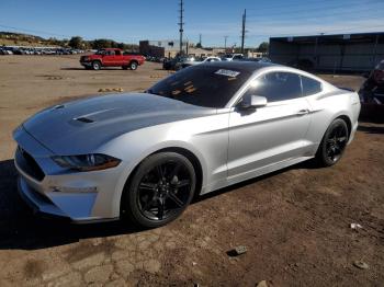  Salvage Ford Mustang