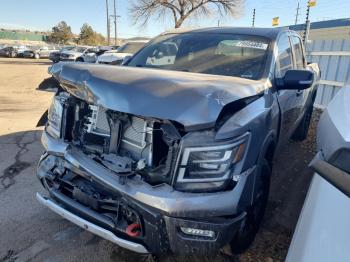  Salvage Nissan Titan