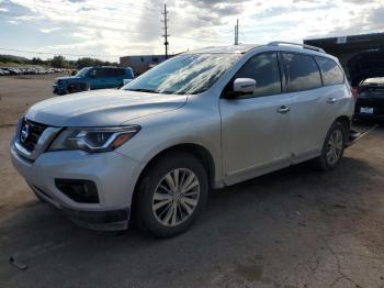  Salvage Nissan Pathfinder