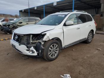  Salvage Nissan Pathfinder