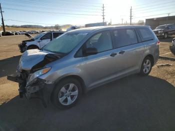  Salvage Toyota Sienna