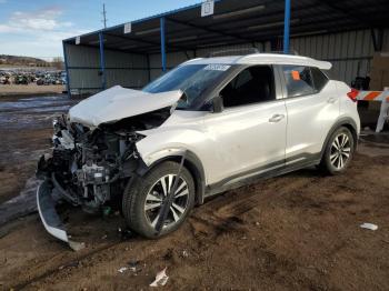  Salvage Nissan Kicks