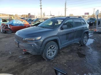  Salvage Jeep Cherokee