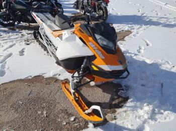  Salvage Bmbr Snowmobile