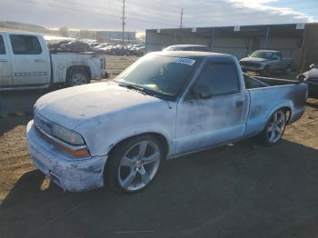  Salvage Chevrolet S-10