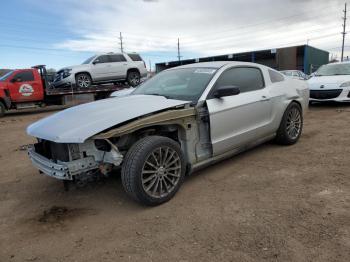  Salvage Ford Mustang