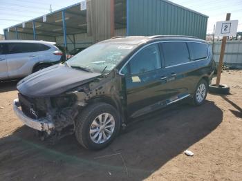  Salvage Chrysler Pacifica