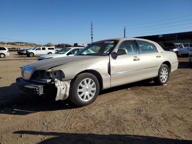  Salvage Lincoln Towncar