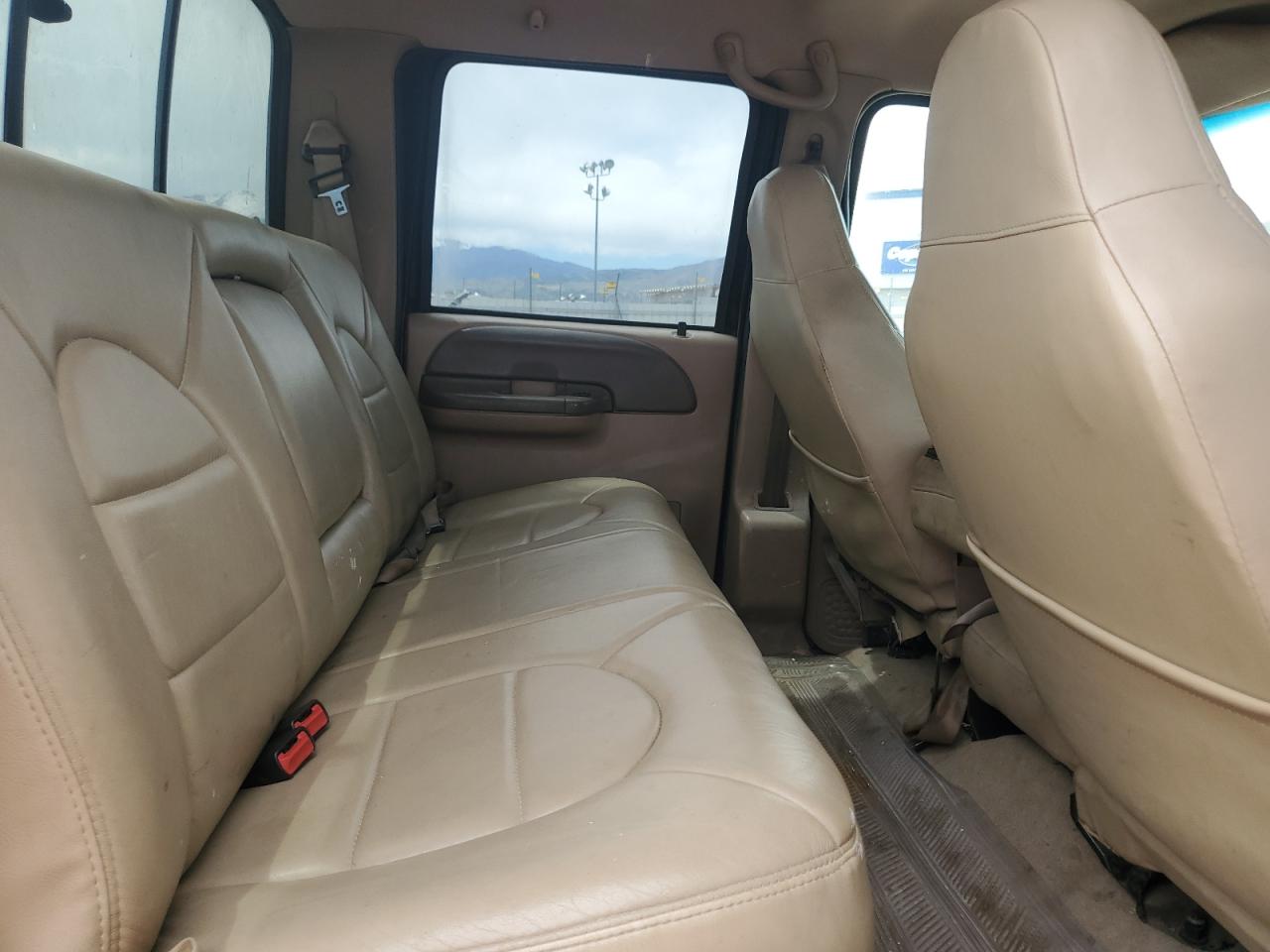 Ford F-250 Super Duty Image 2