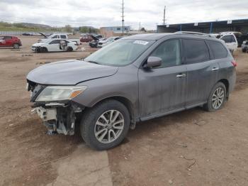 Salvage Nissan Pathfinder