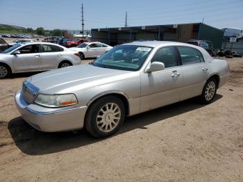  Salvage Lincoln Towncar