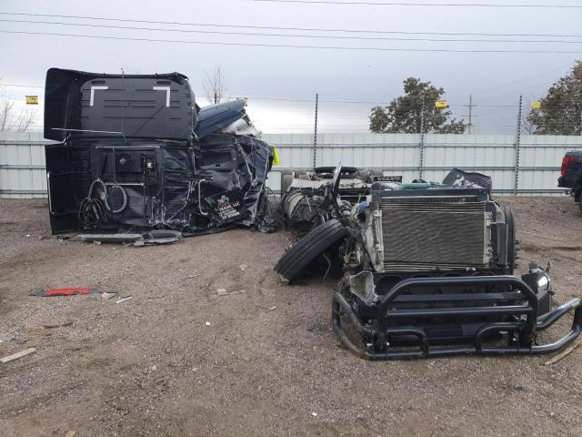  Salvage Volvo Vn