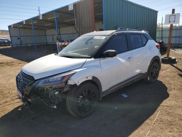  Salvage Nissan Kicks