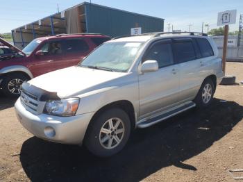 Salvage Toyota Highlander