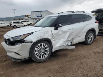  Salvage Toyota Highlander