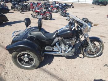  Salvage Harley-Davidson Fl