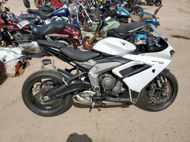  Salvage Triumph Motorcycle Daytona 66