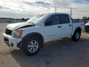  Salvage Nissan Titan