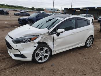  Salvage Ford Fiesta