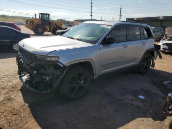  Salvage Jeep Grand Cherokee