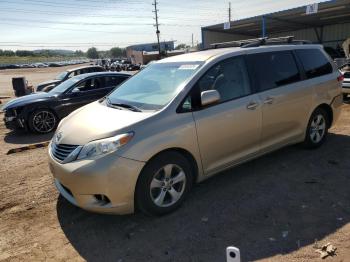  Salvage Toyota Sienna