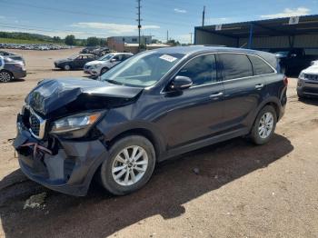  Salvage Kia Sorento
