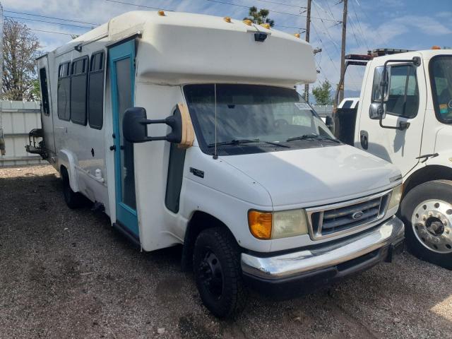  Salvage Ford Econoline E450 Super