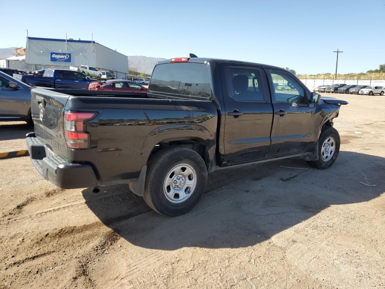 Nissan Frontier S Image 3