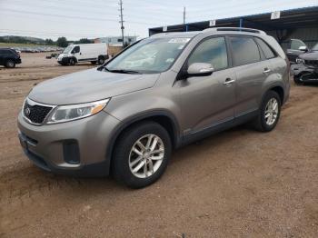  Salvage Kia Sorento