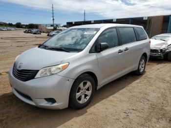  Salvage Toyota Sienna