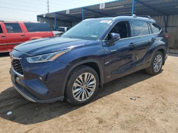  Salvage Toyota Highlander