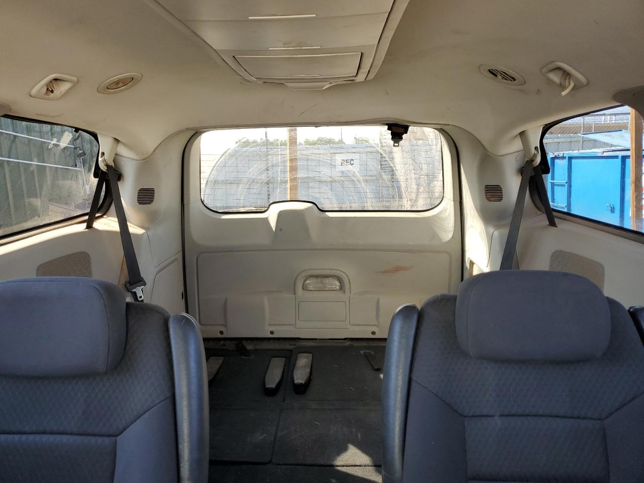 Dodge Caravan Sxt Image 10