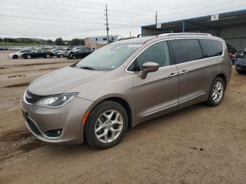  Salvage Chrysler Pacifica