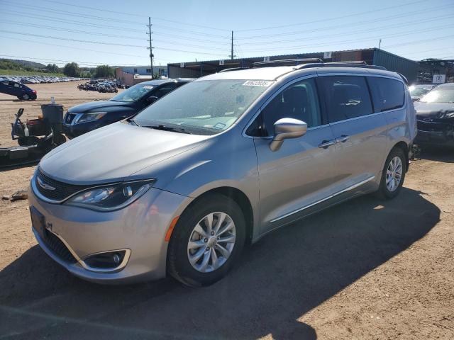  Salvage Chrysler Pacifica