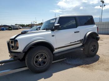 Salvage Ford Bronco
