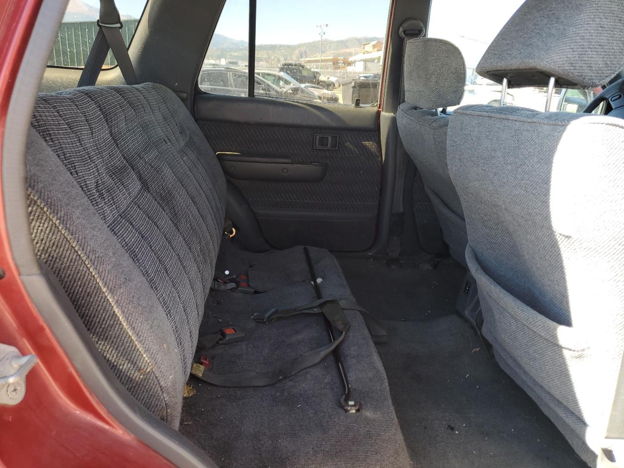 Toyota 4Runner Vn39 Sr5 Image 9