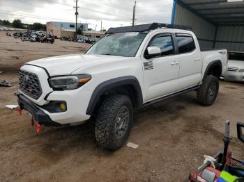  Salvage Toyota Tacoma