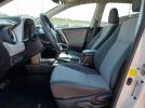 Toyota RAV4 Le Image 6