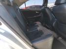 Toyota Camry Le Image 10